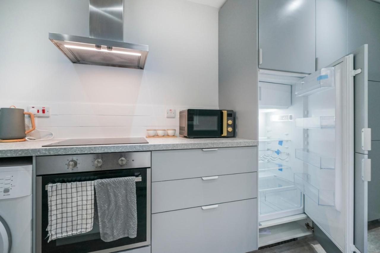 Close To City Centre Stylish 3 Bedroom House เบลฟาสต์ ภายนอก รูปภาพ