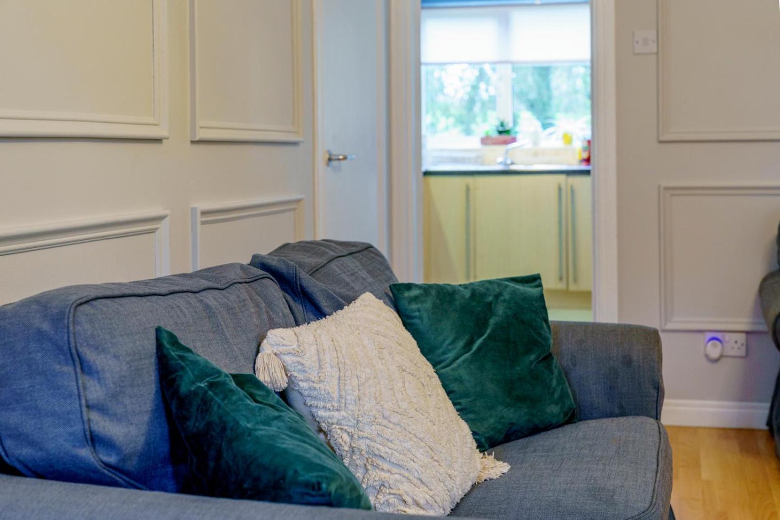 Close To City Centre Stylish 3 Bedroom House เบลฟาสต์ ภายนอก รูปภาพ