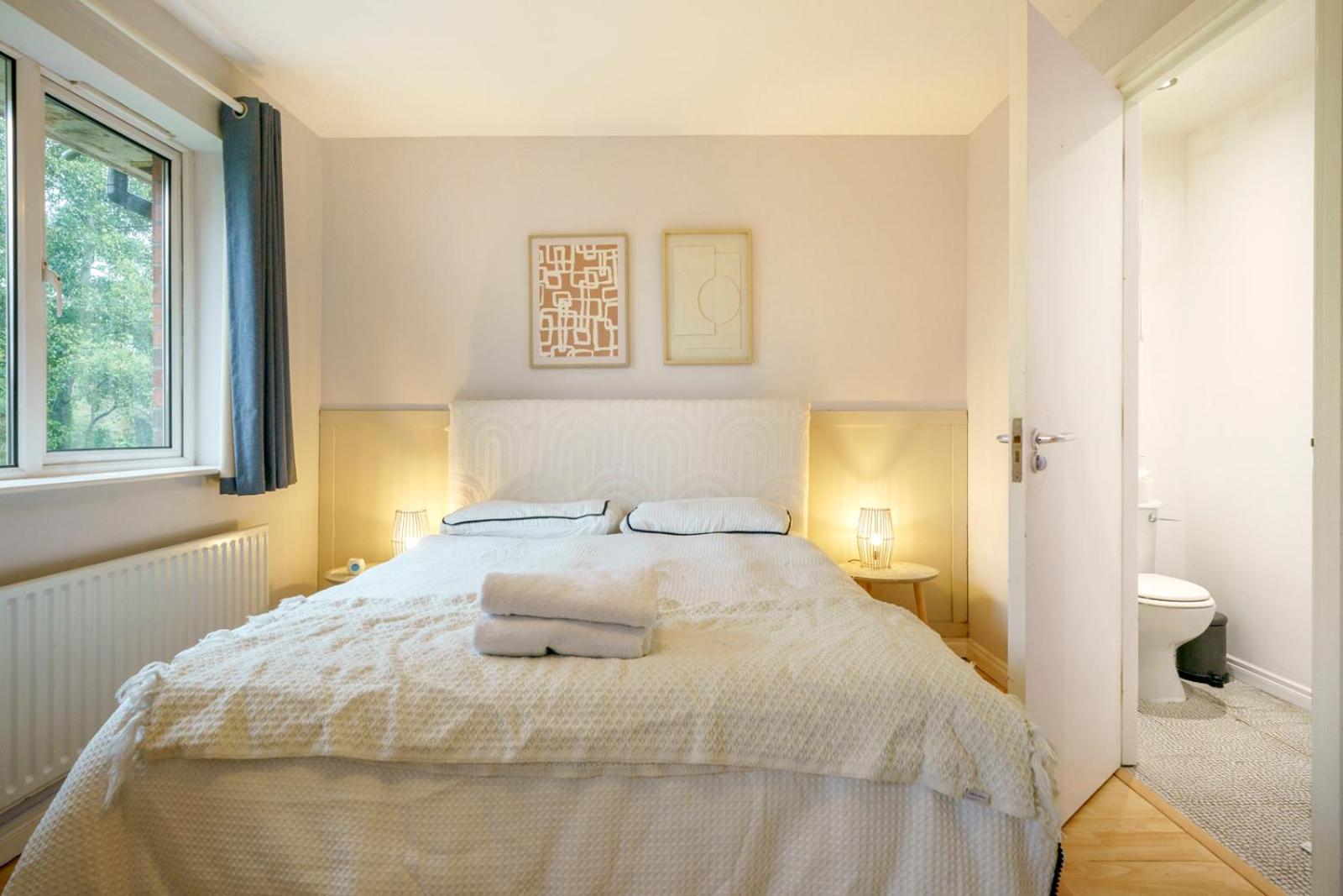 Close To City Centre Stylish 3 Bedroom House เบลฟาสต์ ภายนอก รูปภาพ