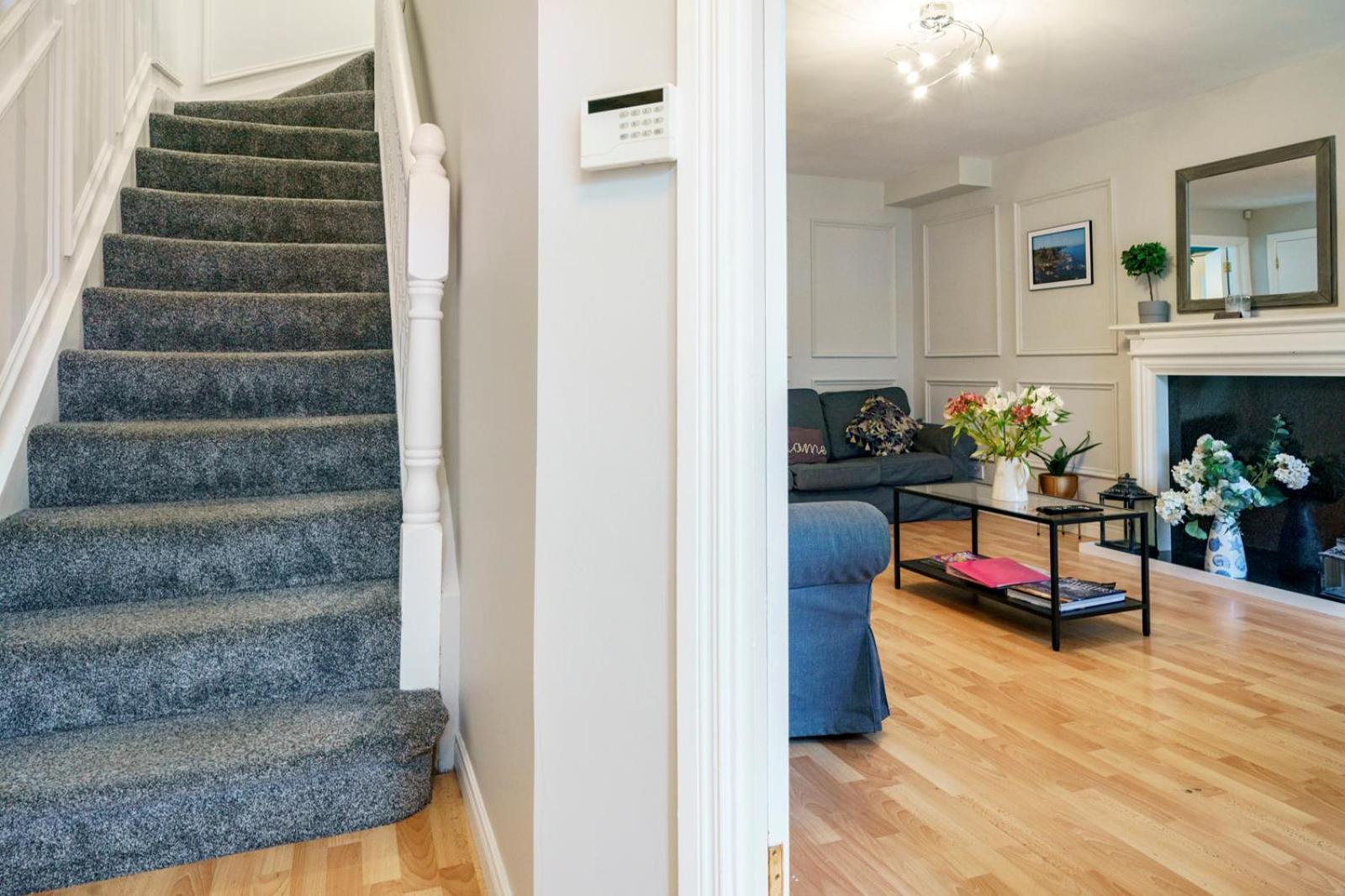 Close To City Centre Stylish 3 Bedroom House เบลฟาสต์ ภายนอก รูปภาพ