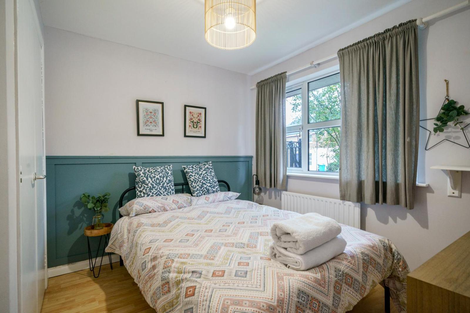 Close To City Centre Stylish 3 Bedroom House เบลฟาสต์ ภายนอก รูปภาพ